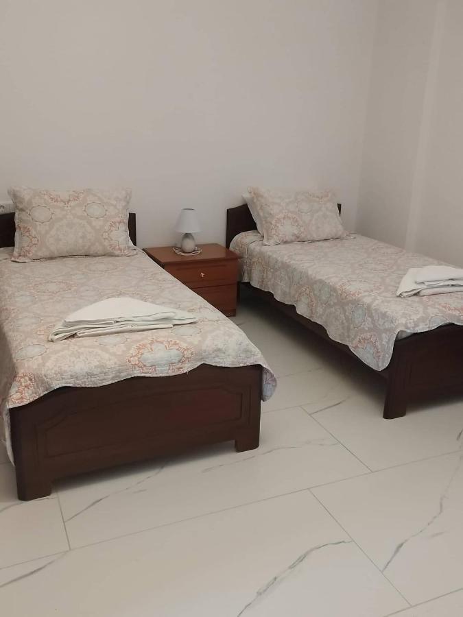 Villa Miron Kamilari Ngoại thất bức ảnh