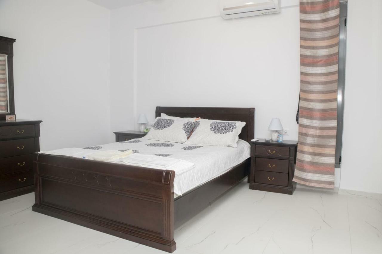 Villa Miron Kamilari Ngoại thất bức ảnh