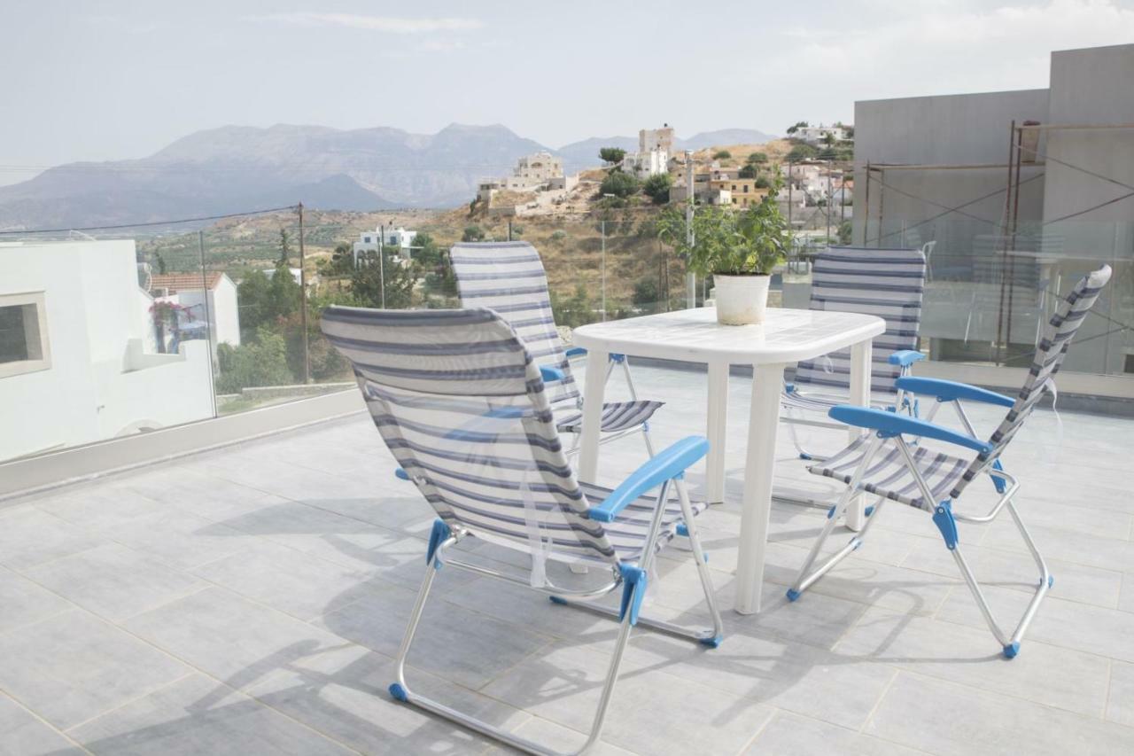 Villa Miron Kamilari Ngoại thất bức ảnh